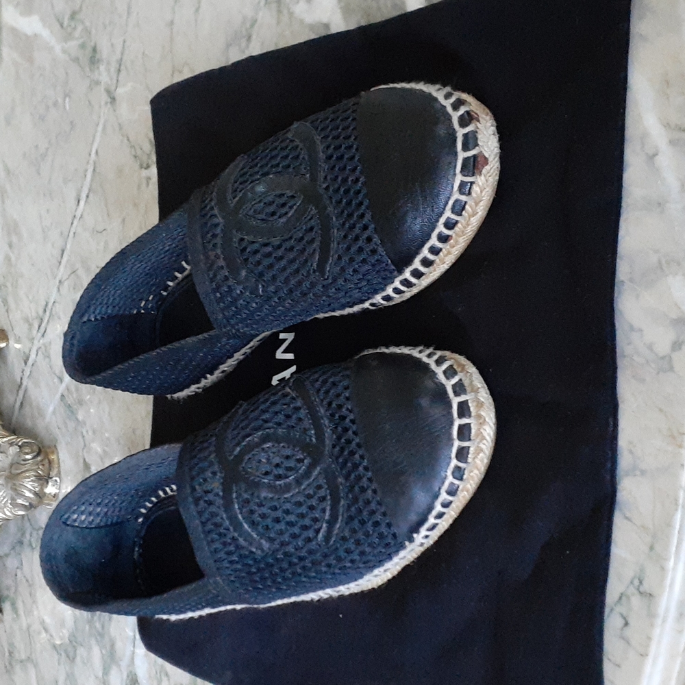 Chanel shoes - Picture 4 of 12